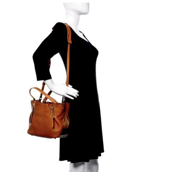 Burberry Maidstone Saddle Bag Large Size - Picture 1 of 9